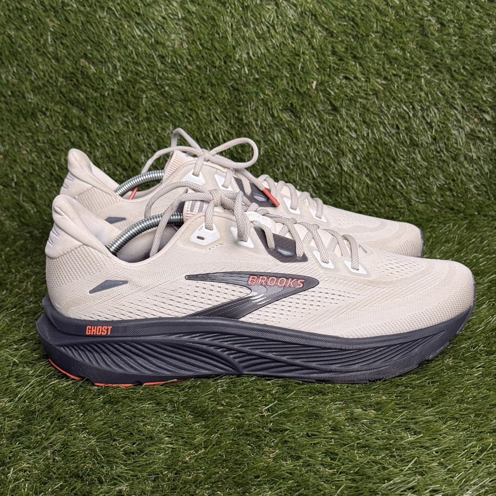 Brooks Ghost 18 Mens 12.5D Ivory Black Athletic Road Running Shoes 1104931D292